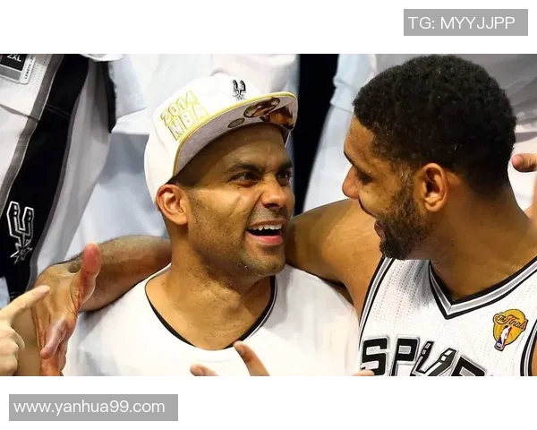 马刺球迷为中国男篮表现鼓掌致敬